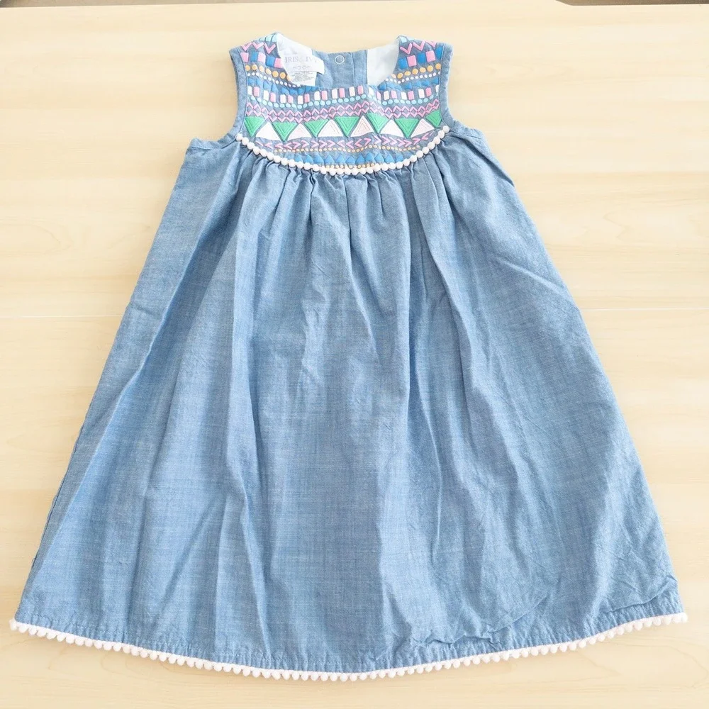 Iris & Ivy Girls Denim Dress Size 5 Blue Chambray Geometric Embroidered‎ Pom Pom